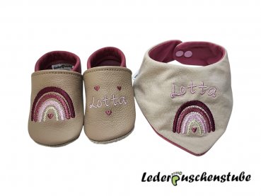 Geschenke Set Lederpuschen und Wendehalstuch mit Namen und Regenbogen